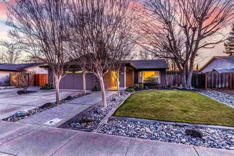 5261 Lenore Ave, Livermore, CA 94550 photo 1