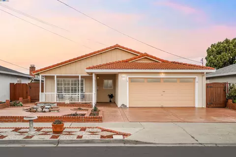 363 Oleander Ave, Alameda, CA 94502 photo 1
