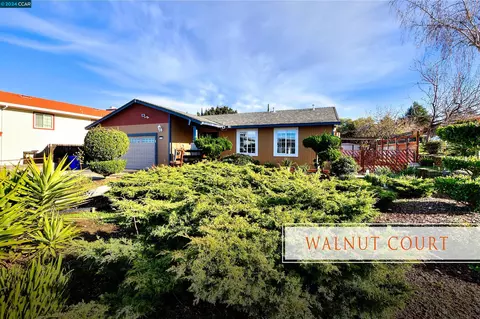 121 Walnut Ct, Hercules, CA 94547 photo 1