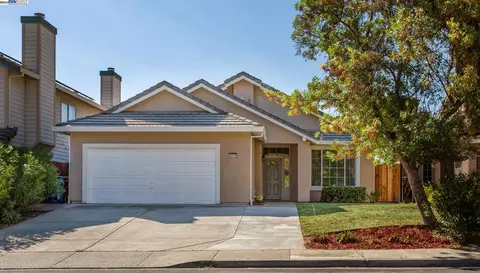 4912 Cache Peak Dr, Antioch, CA 94531 photo 1