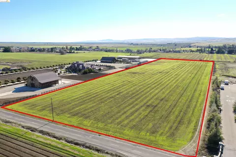 3400 Byer Rd, Byron, CA 94514 photo 1