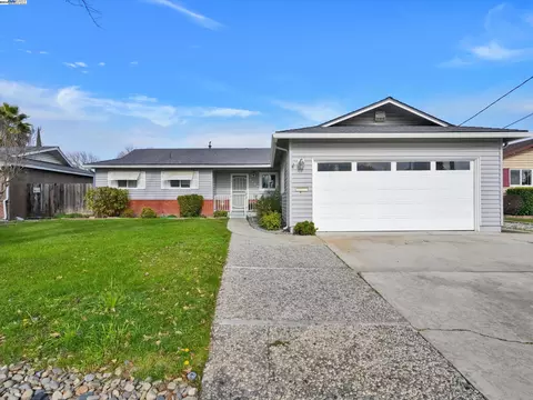 1509 Crestview Dr, Modesto, CA 95355 photo 1