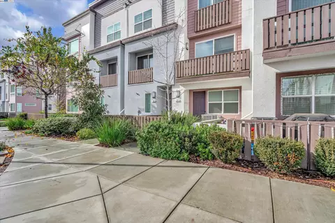 165 Ellicott Loop, San Jose, CA 95123 photo 1