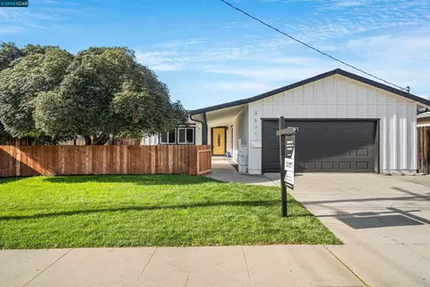 3571 Cardinal Dr, Concord, CA 94520 photo 1