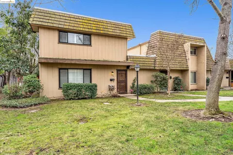3221 Via Grande, Sacramento, CA 95825