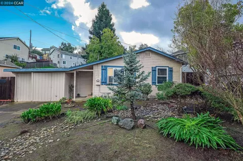920 Walnut St, Martinez, CA 94553 photo 1