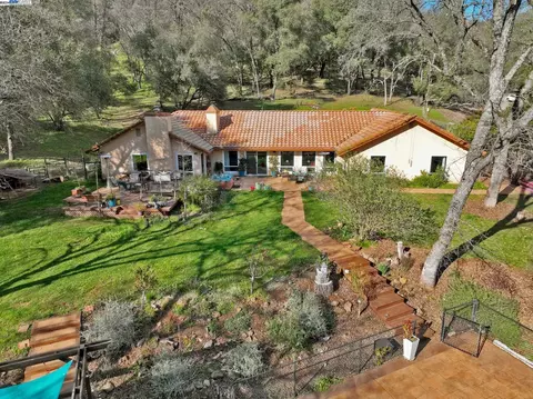 20862 E Spring Ranches Rd, Grass Valley, CA 95949 photo 1