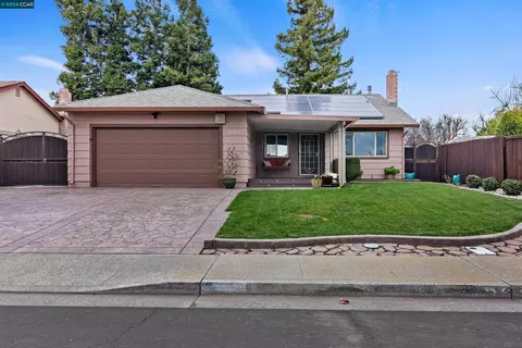 2957 Gulf Dr, Fairfield, CA 94533 photo 1