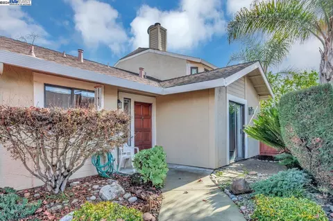 7624 Arbor Creek Cir, Dublin, CA 94568 photo 1