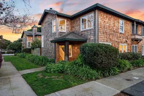676 Centre Ct, Alameda, CA 94502 photo 1
