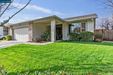 2255 Fox Way, Concord, CA 94518 photo 1
