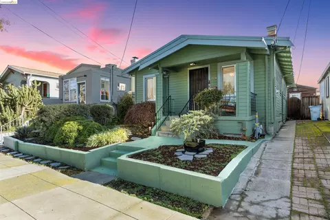 2219 Sacramento St, Berkeley, CA 94702 photo 1