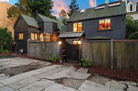 2370 Hilgard Ave, Berkeley, CA 94709 photo 1