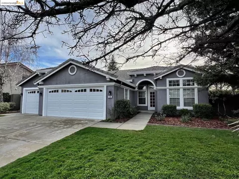 126 Singer Ln, Folsom, CA 95630 photo 1