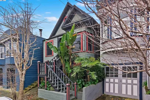 214 Maynard St, San Francisco, CA 94112 photo 1