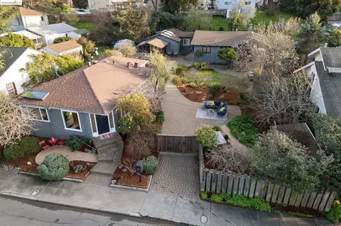 1326 Lincoln St, Berkeley, CA 94702 photo 1