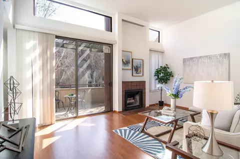 928 Wright Ave #508, Mountain View, CA 94043 photo 1