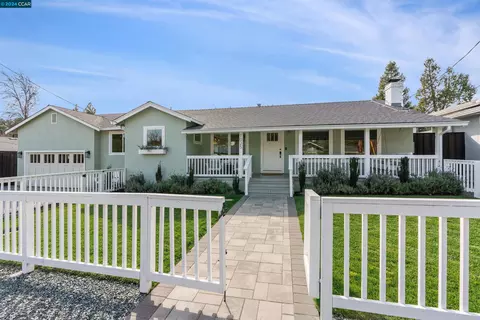 1025 Willow Dr, Lafayette, CA 94549 photo 1