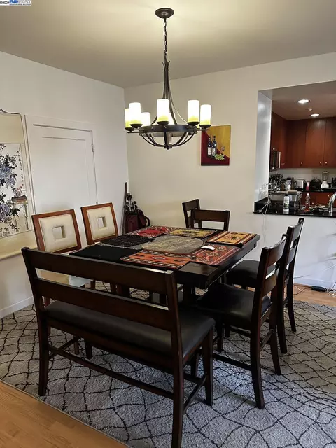 585 9th St #526, Oakland, CA 94607 photo 1