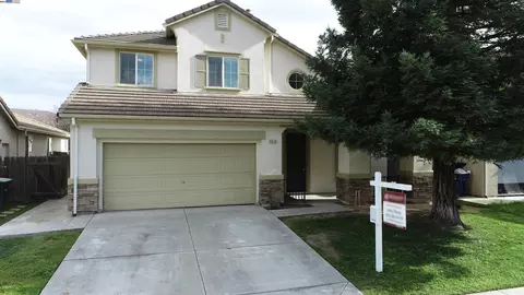 4618 Stern Dr, Merced, CA 95348 photo 1