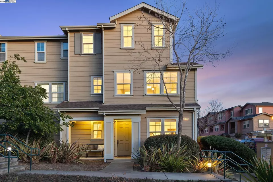 6122 Old Quarry Loop, Oakland, CA 94605 35 Photos Movoto