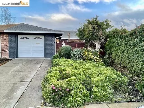 148 E Trident Dr, Pittsburg, CA 94565 photo 1
