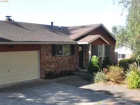 3999 Roblar Rd, Petaluma, CA 94952 photo 1