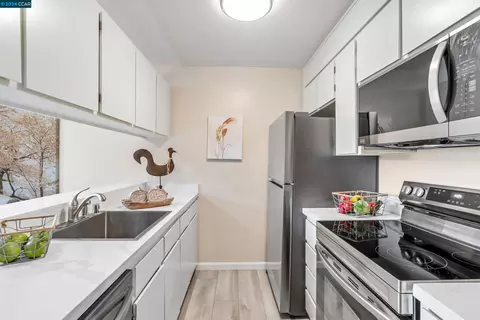 1455 Latour Ln #16, Concord, CA 94521 photo 1