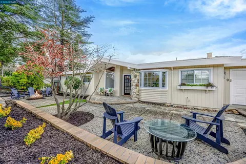 759 Solana Dr, Lafayette, CA 94549 photo 1