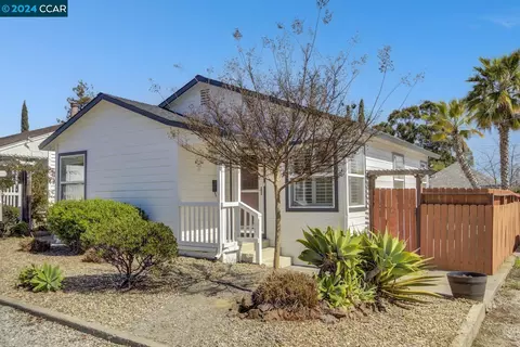 1300 Vine Ave, Martinez, CA 94553 photo 1