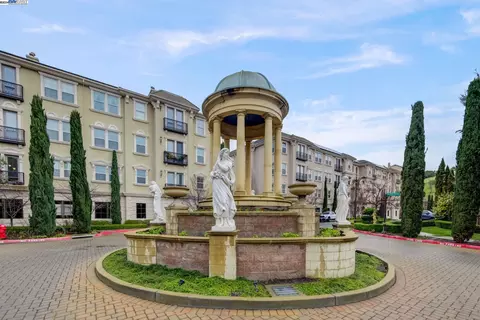 1114 Sonata Dr, Vallejo, CA 94591 photo 1