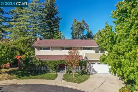 335 Pikes Ct, Martinez, CA 94553 photo 1