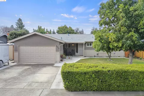 4808 Cherokee Dr, Concord, CA 94521 photo 1