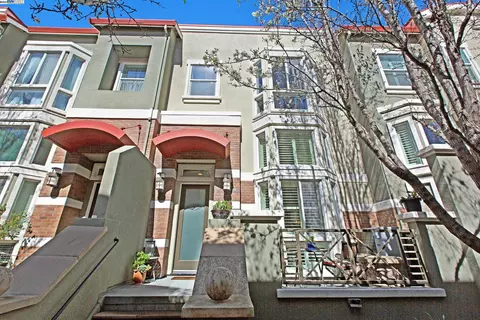 6533 Bantry Bay St, Dublin, CA 94568 photo 1