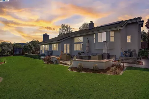 11468 Rothschild Pl, Dublin, CA 94568 photo 1