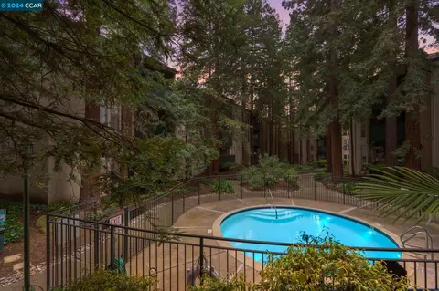 155 Sharene Ln #101, Walnut Creek, CA 94596