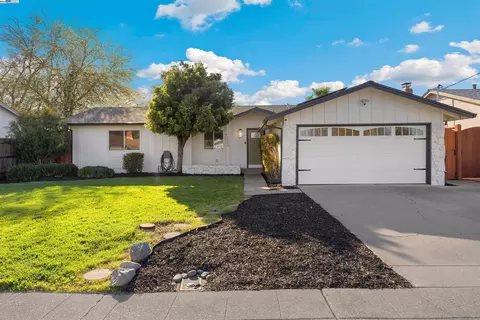 7564 Burnham Way, Dublin, CA 94568 photo 1
