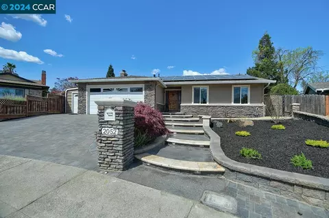 2052 Radcliffe Ct, Martinez, CA 94553 photo 1