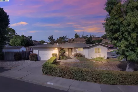 3 Bergwall Way, Vallejo, CA 94591 photo 1