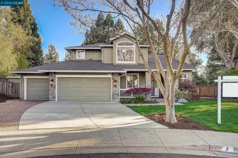 7 Windeler Ct, Moraga, CA 94556 photo 1