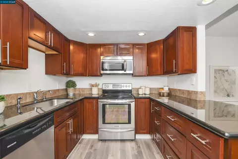 467 Camelback Rd, Pleasant Hill, CA 94523 photo 1
