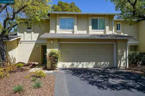 124 Fountainhead Ct, Martinez, CA 94553