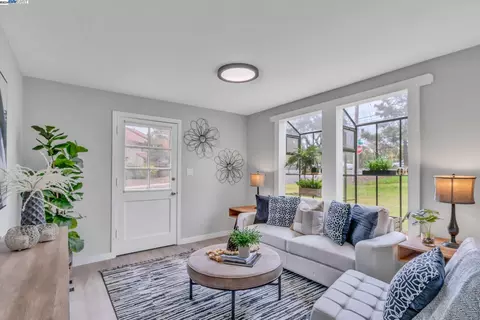 4274 Cuneo Dr, Concord, CA 94518 photo 1