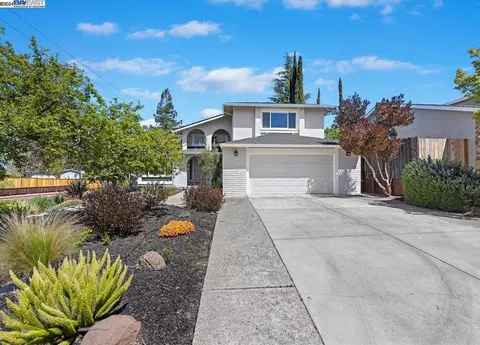 1132 Sunlight Cir, Concord, CA 94518 photo 1