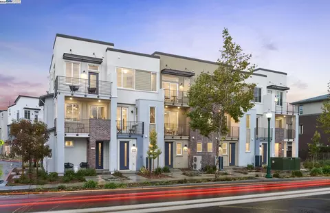 403 Martin Mariner Ave, Alameda, CA 94501