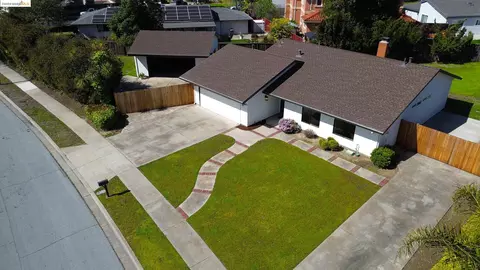 35922 Spruce St, Newark, CA 94560 photo 1