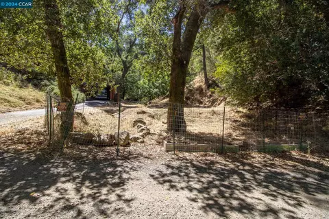 12063 Glenora Way, Sunol, CA 94586 photo 2