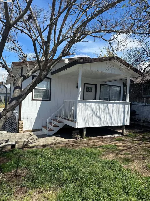 56 Woodrow Ave, Vallejo, CA 94590 photo 1
