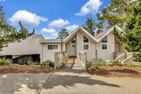 1982 Ascot Dr #A, Moraga, CA 94556 photo 1