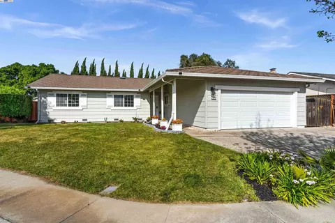38374 Jacaranda Ct, Newark, CA 94560 photo 1